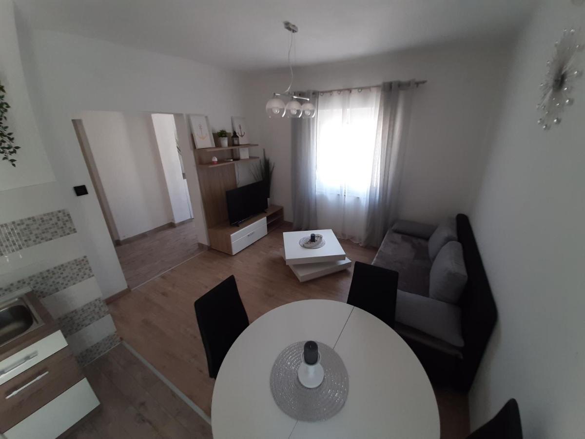 Ferienhaus Karlo Pridraga Экстерьер фото