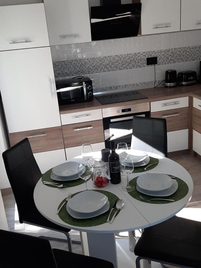 Ferienhaus Karlo Pridraga Экстерьер фото